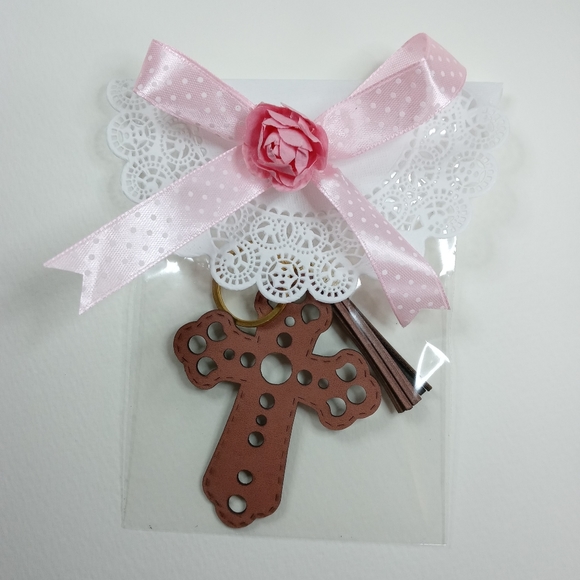 Keychain Cross Baptism First Communion Party Favor - Picture 1 of 7